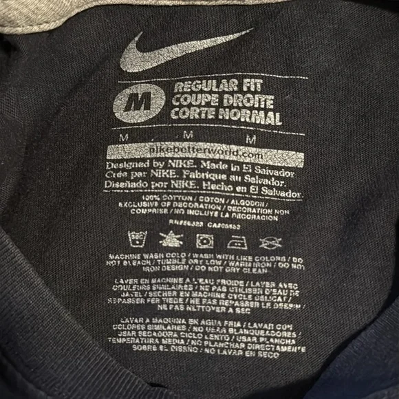 Nike Men’s Jungle Pickup Game Basketball King Kong Raptor Graphic Tee, Medium - Picture 8 of 8